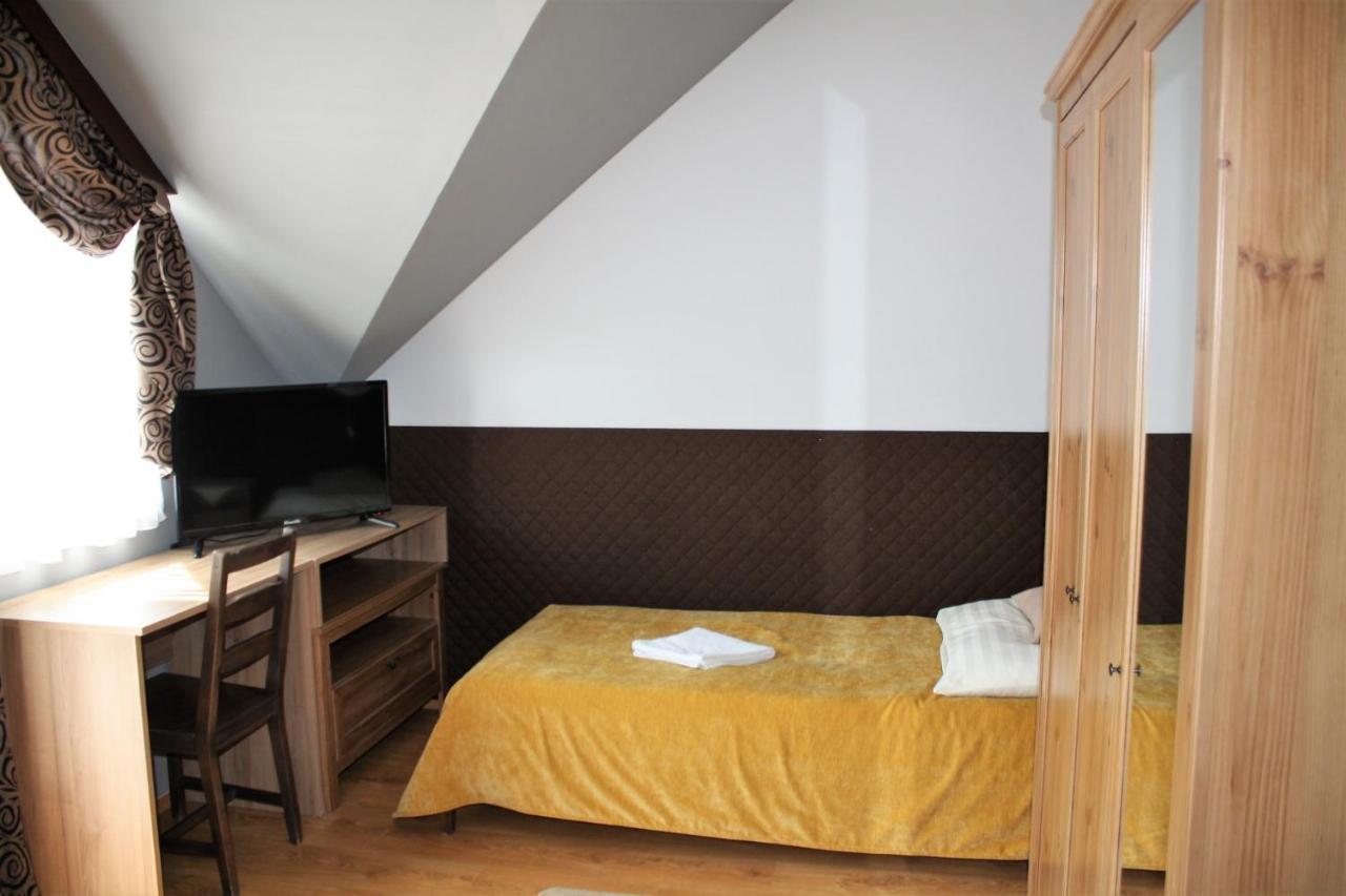 Rembrandt Vendeghaz Hotell Kisbér Exteriör bild